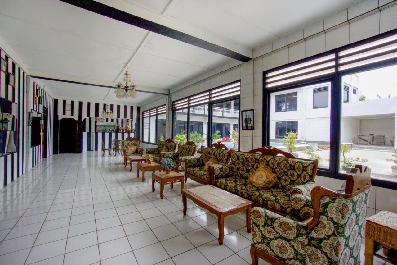 Oyo 2960 Wisma Bara Pagar Alam Pagaralam Eksteriør billede