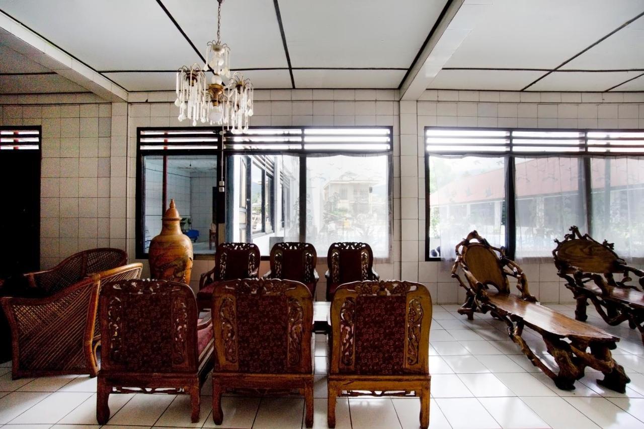 Oyo 2960 Wisma Bara Pagar Alam Pagaralam Eksteriør billede