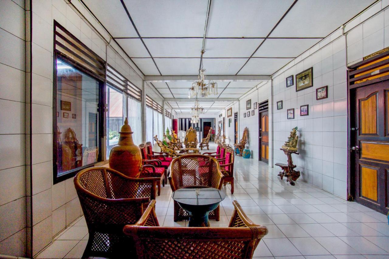 Oyo 2960 Wisma Bara Pagar Alam Pagaralam Eksteriør billede
